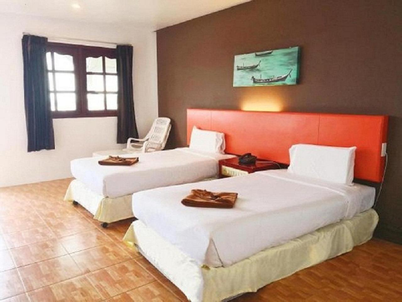 Patong 7Days Premium Hotel Phuket Екстер'єр фото