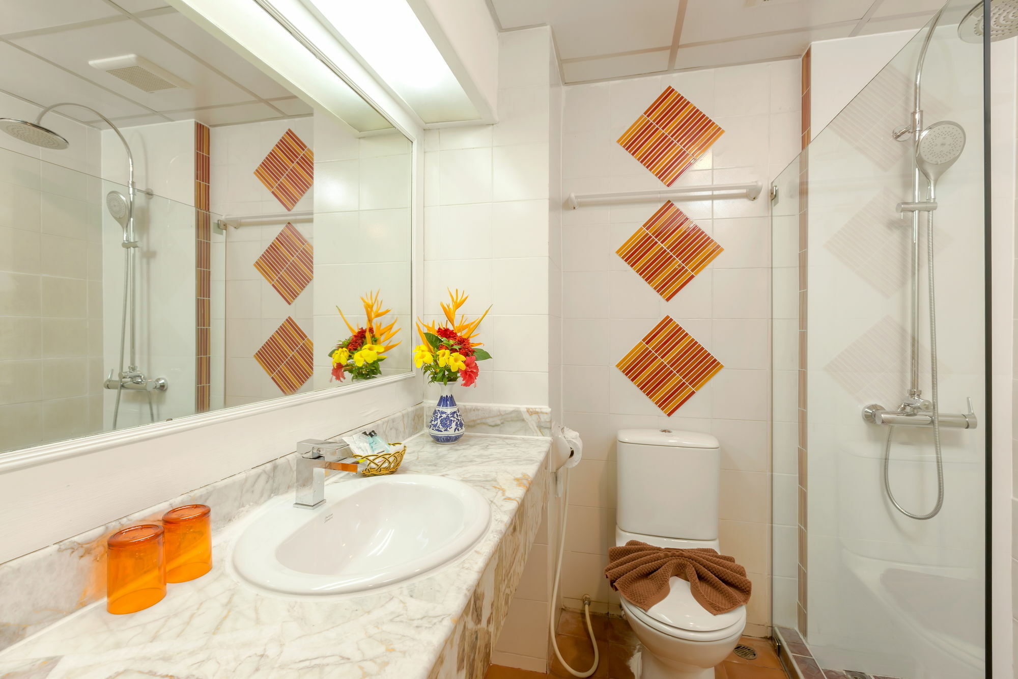 Patong 7Days Premium Hotel Phuket Екстер'єр фото