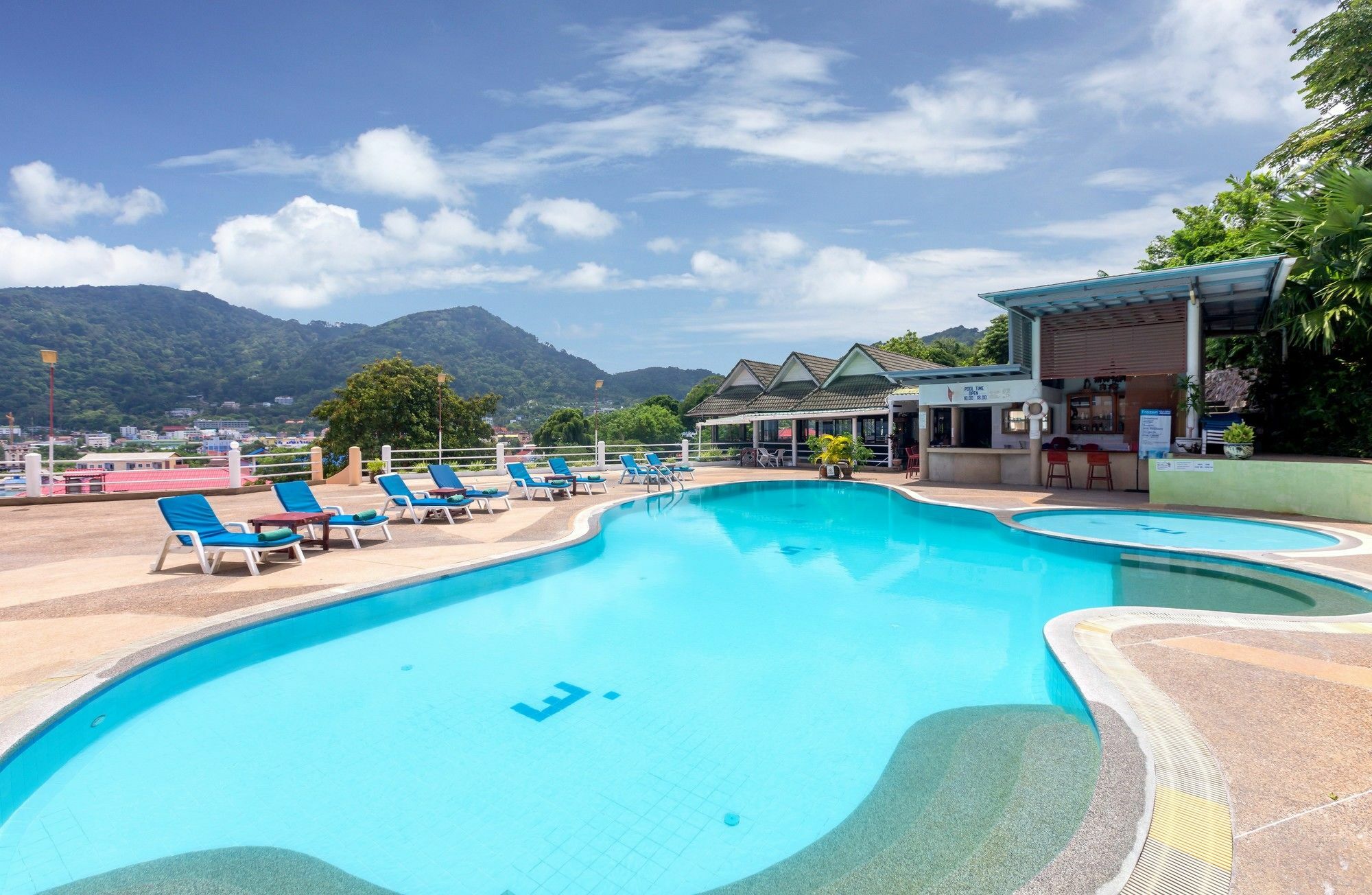 Patong 7Days Premium Hotel Phuket Екстер'єр фото