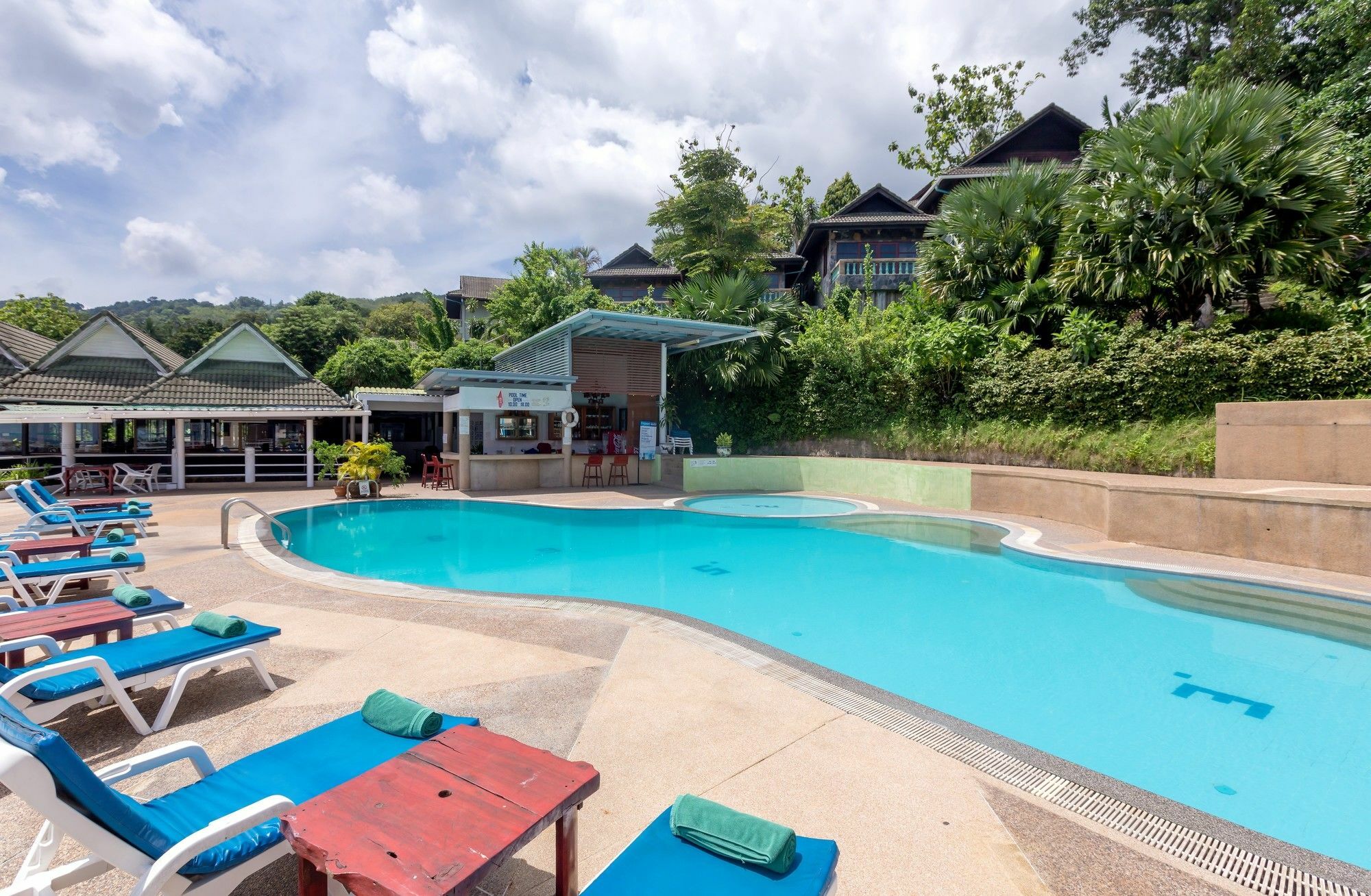 Patong 7Days Premium Hotel Phuket Екстер'єр фото